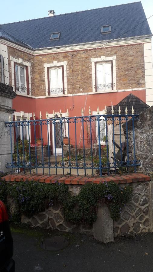 La Villa D Iska Souge-le-Ganelon Bagian luar foto