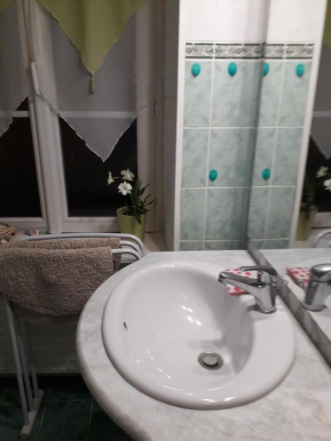 La Villa D Iska Souge-le-Ganelon Bagian luar foto